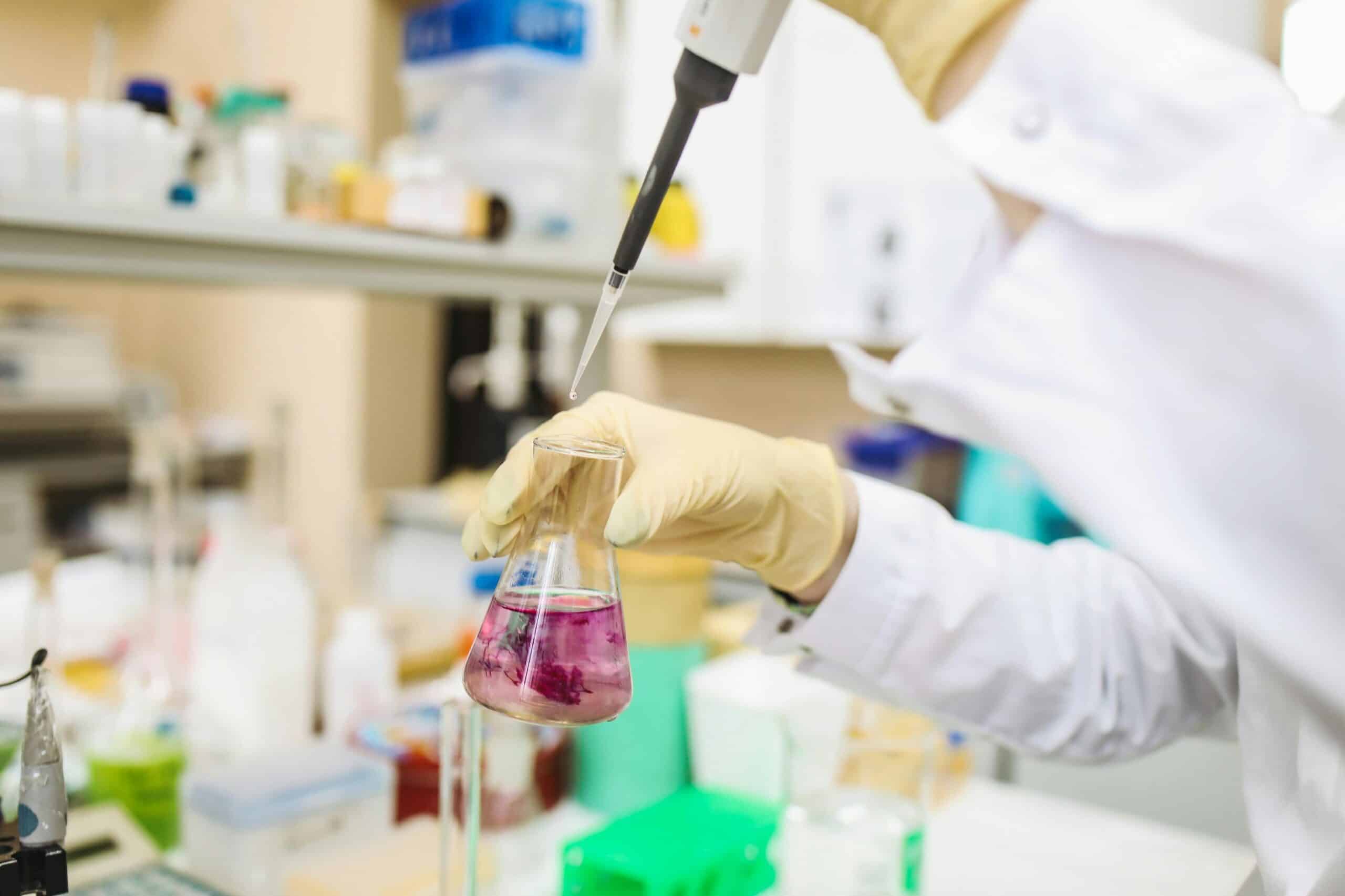 Pipetter: Essentielt Lab Udstyr til Præcise Målinger